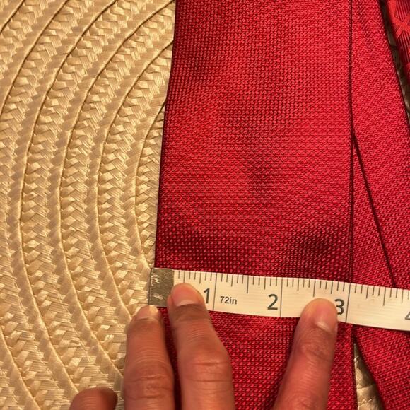 Michael Kors Designer Tie Pure Silk Sophistication - Picture 6 of 6